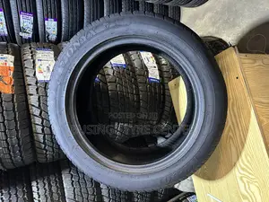 215/55r17 Onyx Tires Foreign Used Good Condition