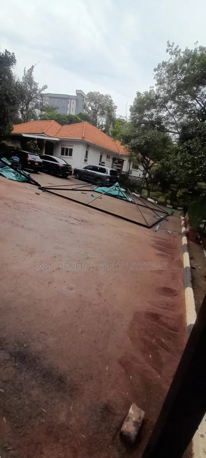 Two Cars Shade 100% Harsh Weather Resistant Hdpe Quality