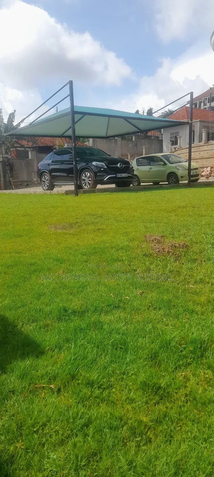 Two Cars Shade 100% Harsh Weather Resistant Hdpe Quality
