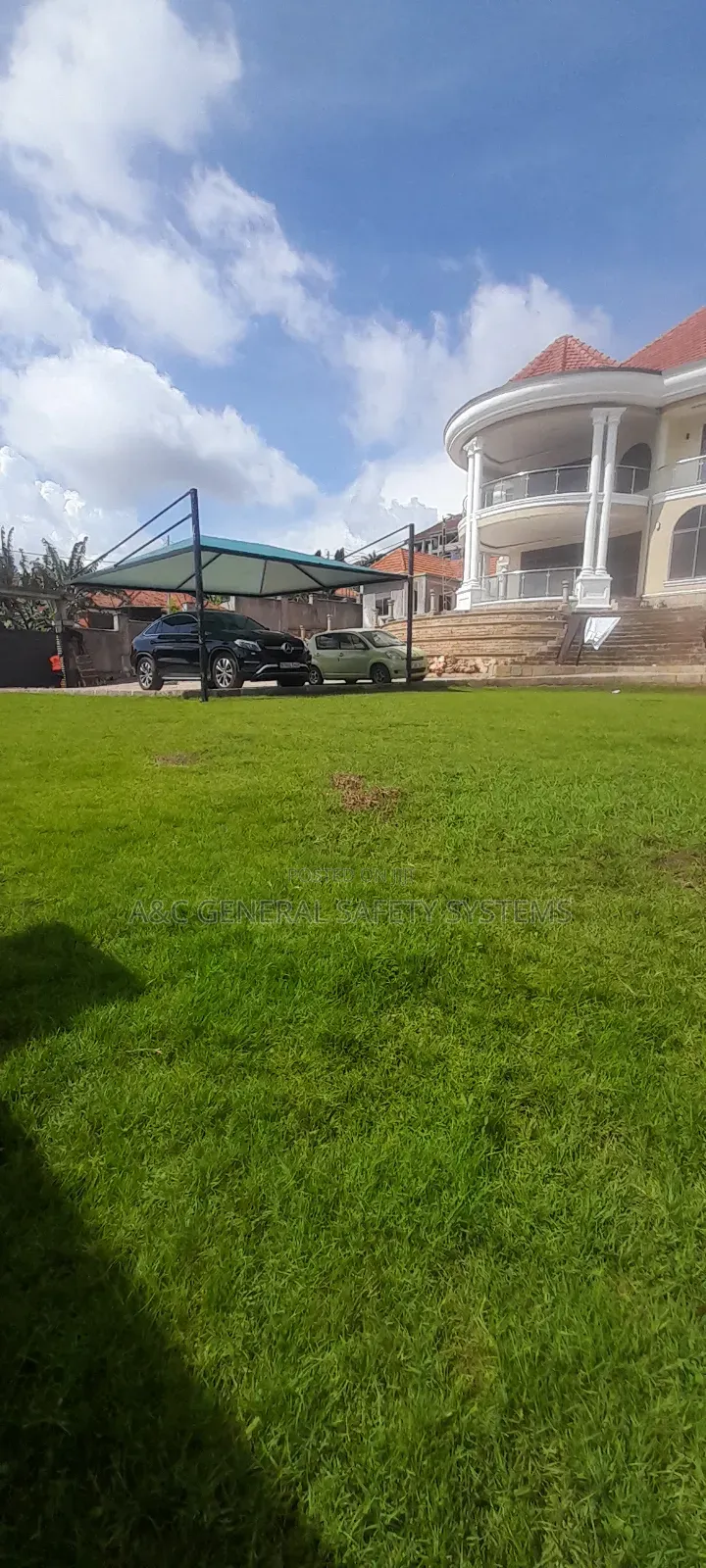 Two Cars Shade 100% Harsh Weather Resistant Hdpe Quality