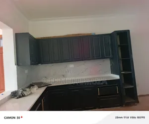 3bdrm Apartment in Bukasa, Makindye for sale