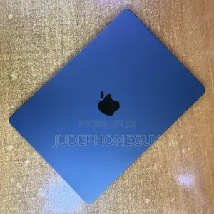 Laptop Apple MacBook Air 2024 M3 13-inch 8GB Apple M3 SSD 256GB