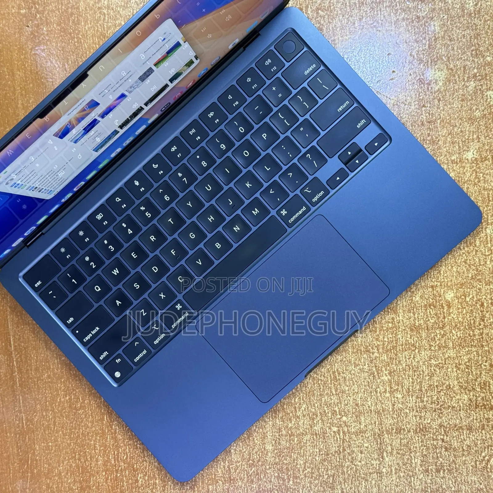 Laptop Apple MacBook Air 2024 M3 13-inch 8GB Apple M3 SSD 256GB