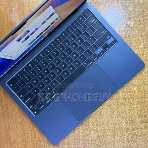 Laptop Apple MacBook Air 2024 M3 13-inch 8GB Apple M3 SSD 256GB