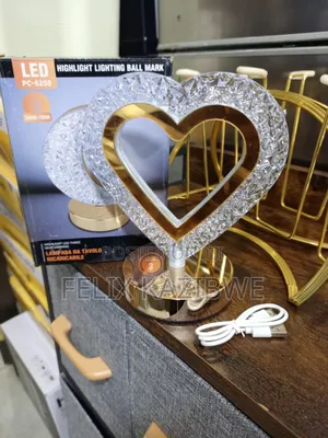 Heart-Shaped Led Table Lamp.