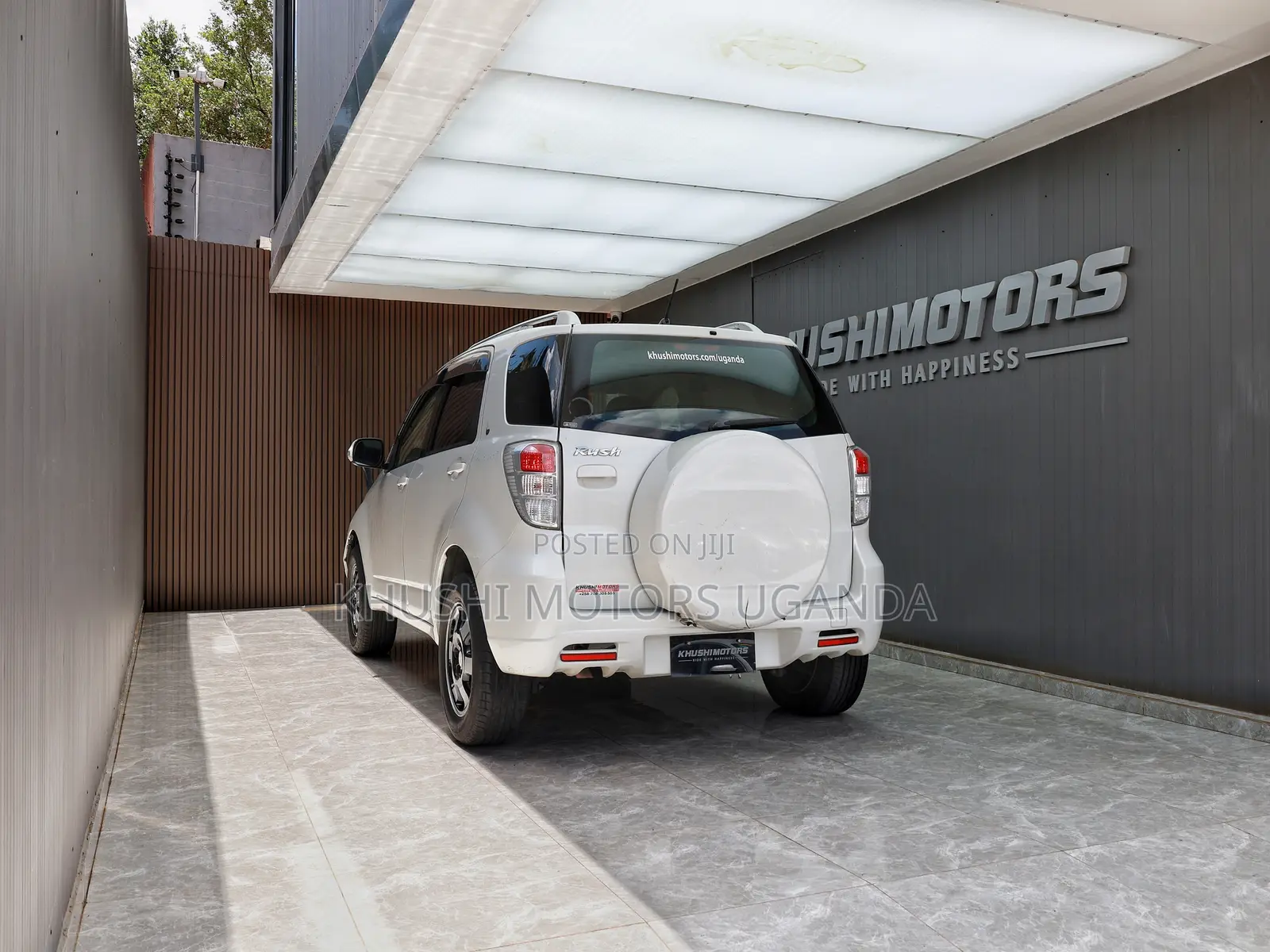Toyota Rush 1.5 AWD 2012 Pearl