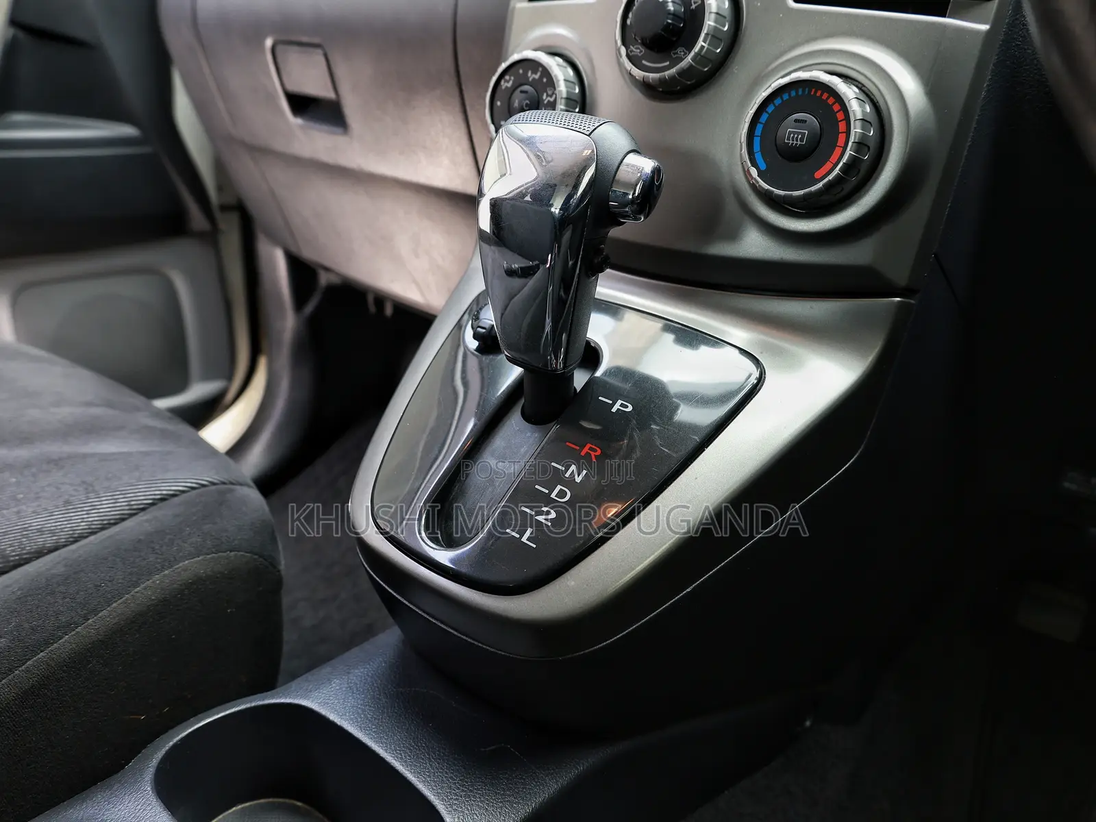 Toyota Rush 1.5 AWD 2012 Pearl