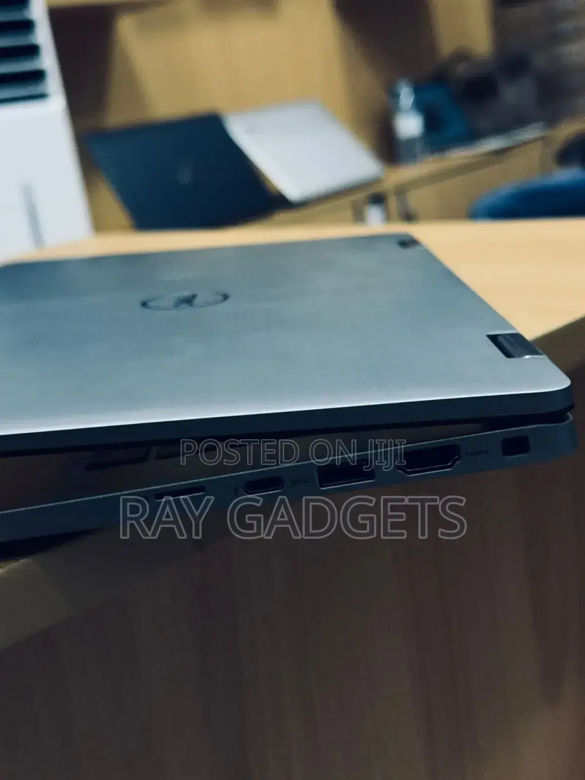 New Laptop Dell Latitude 7400 16GB Intel Core i7 SSD 256GB
