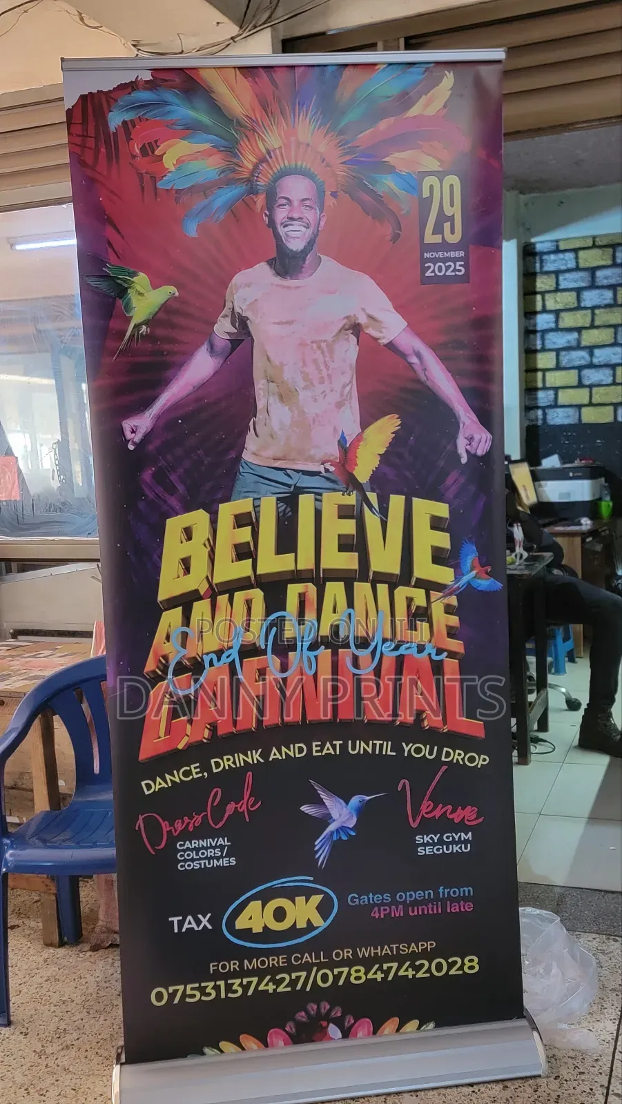 Pull Up/ Roll Up / Stand Alone Banners, Aluminum