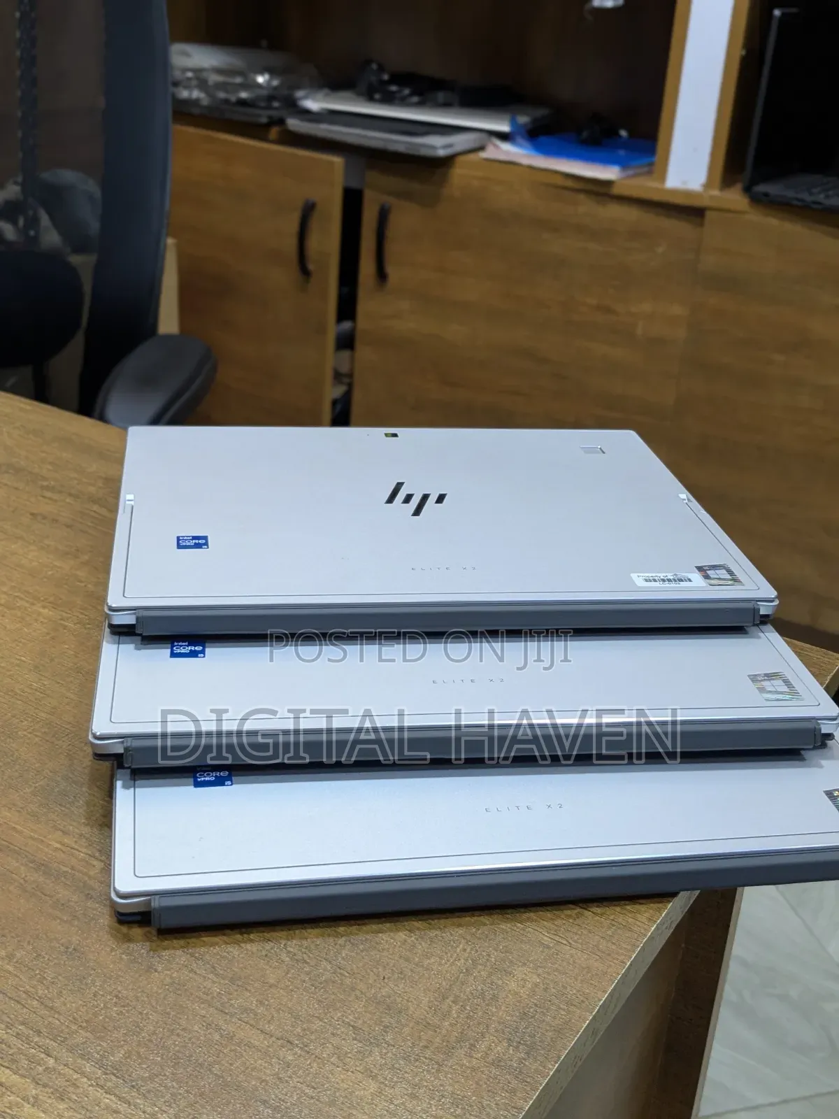 New Laptop HP Elite X2 G8 16GB Intel Core i5 SSHD (Hybrid) 256GB