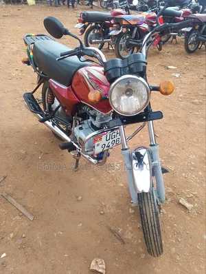 Bajaj Boxer 100 2024 Red