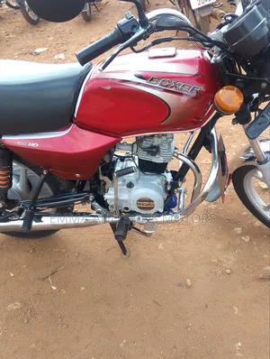 Bajaj Boxer 100 2024 Red