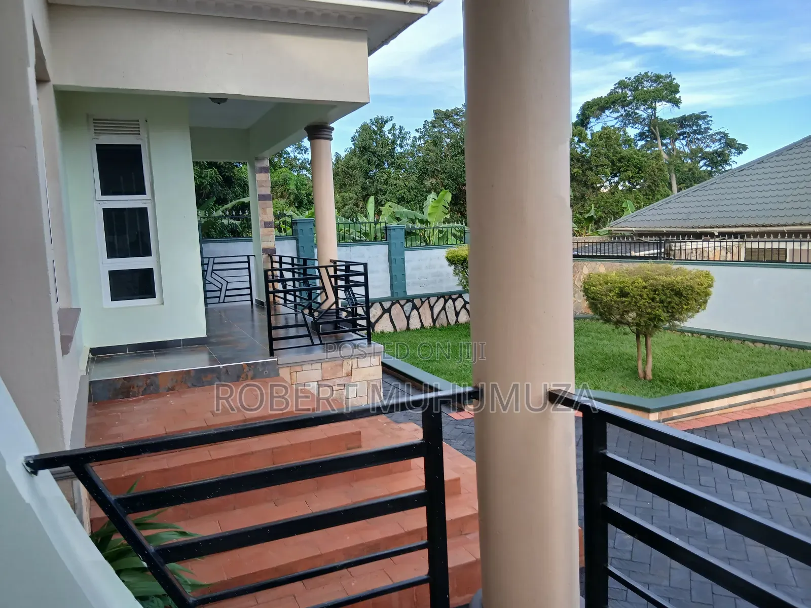 4bdrm Bungalow in Akright, Rubaga for sale