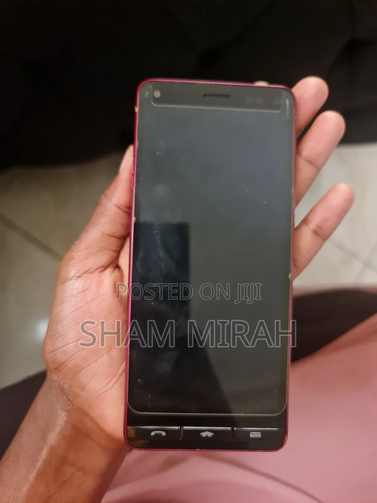 Kyocera Basio 4 32 GB Red