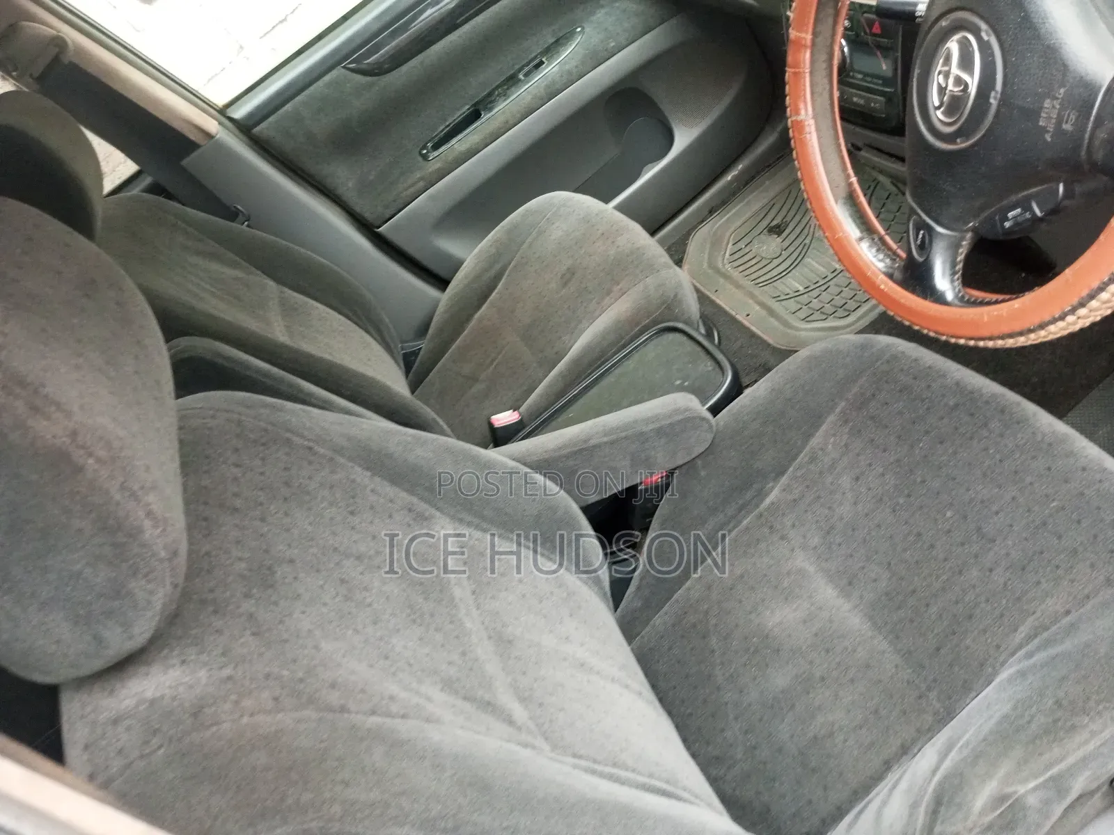 Toyota Ipsum 2003 Silver