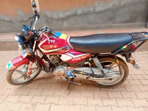 TVS HLX 125 2022 Red
