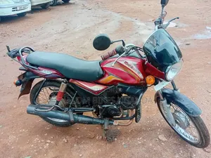Mahindra Duro 2018 Red