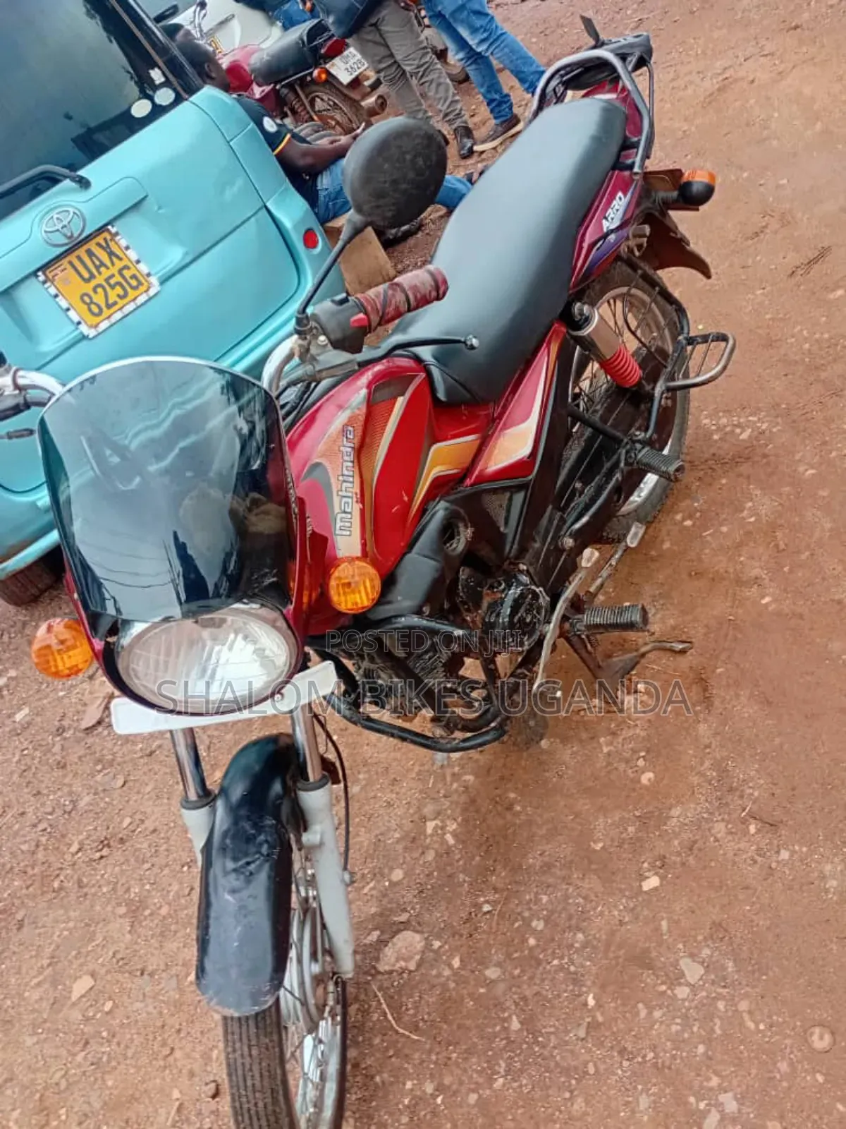Mahindra Duro 2018 Red