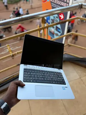 Laptop HP ProBook 440 G4 8GB Intel Core i5 SSD 256GB