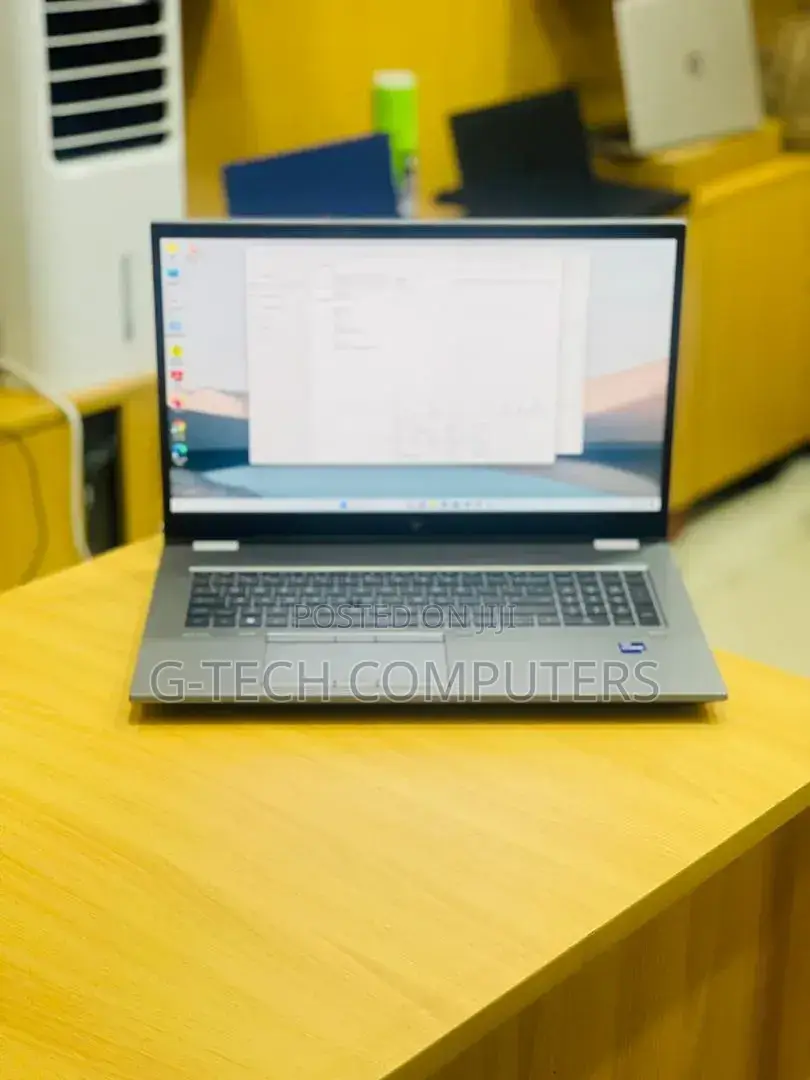 New Laptop HP ZBook Fury 17 G7 16GB Intel Core i9 SSD 512GB