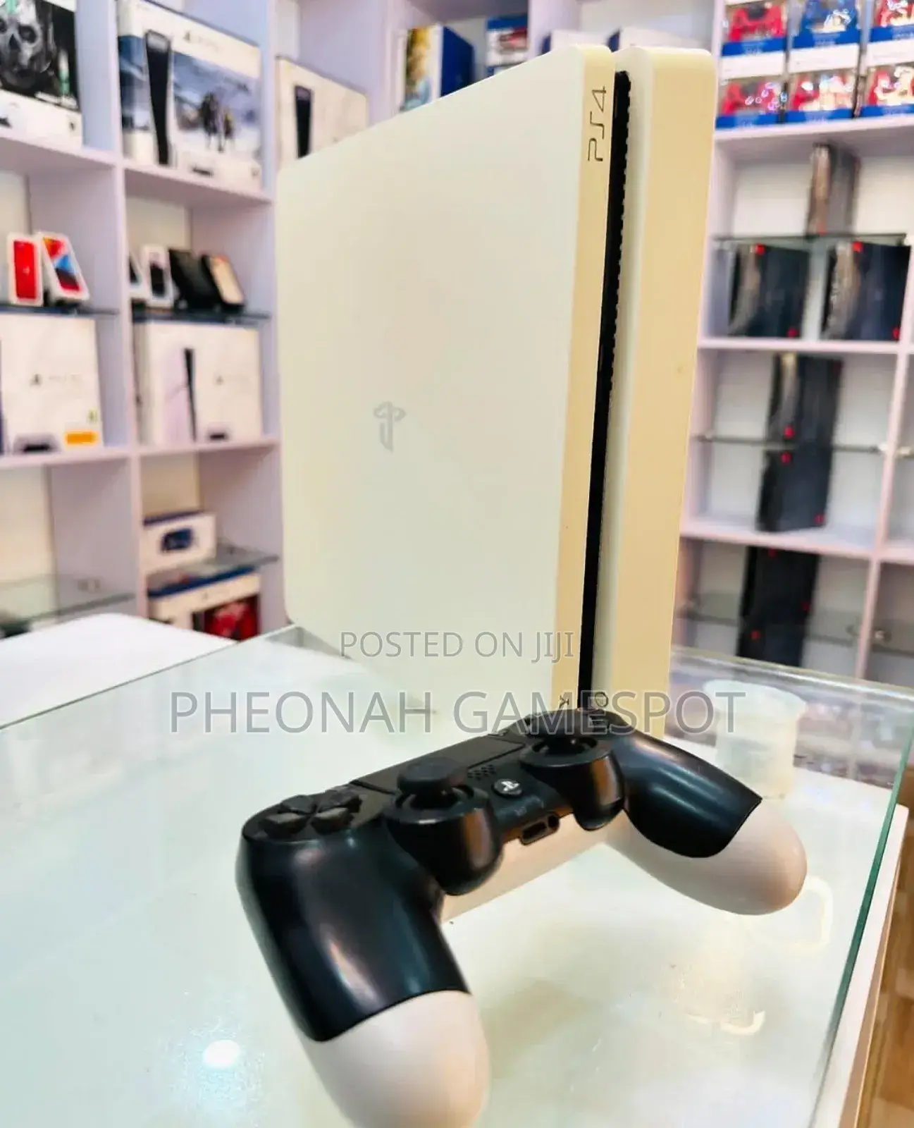 Playstation 4 Slim Ps4 2 Pads 12 Games Bar Life Will Leave U Very Dry.