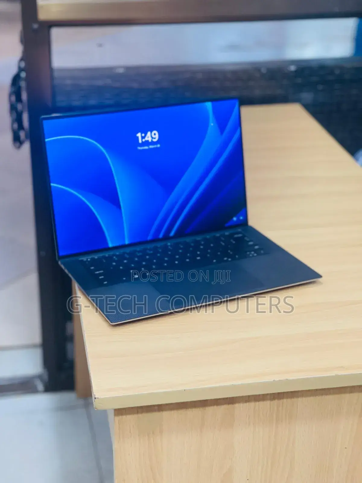 New Laptop Dell Precision 5560 16GB Intel Core i9 SSD 512GB