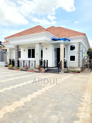 4bdrm Bungalow in Kitende Estate, Ssisa for sale