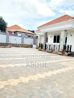 4bdrm Bungalow in Kitende Estate, Ssisa for sale