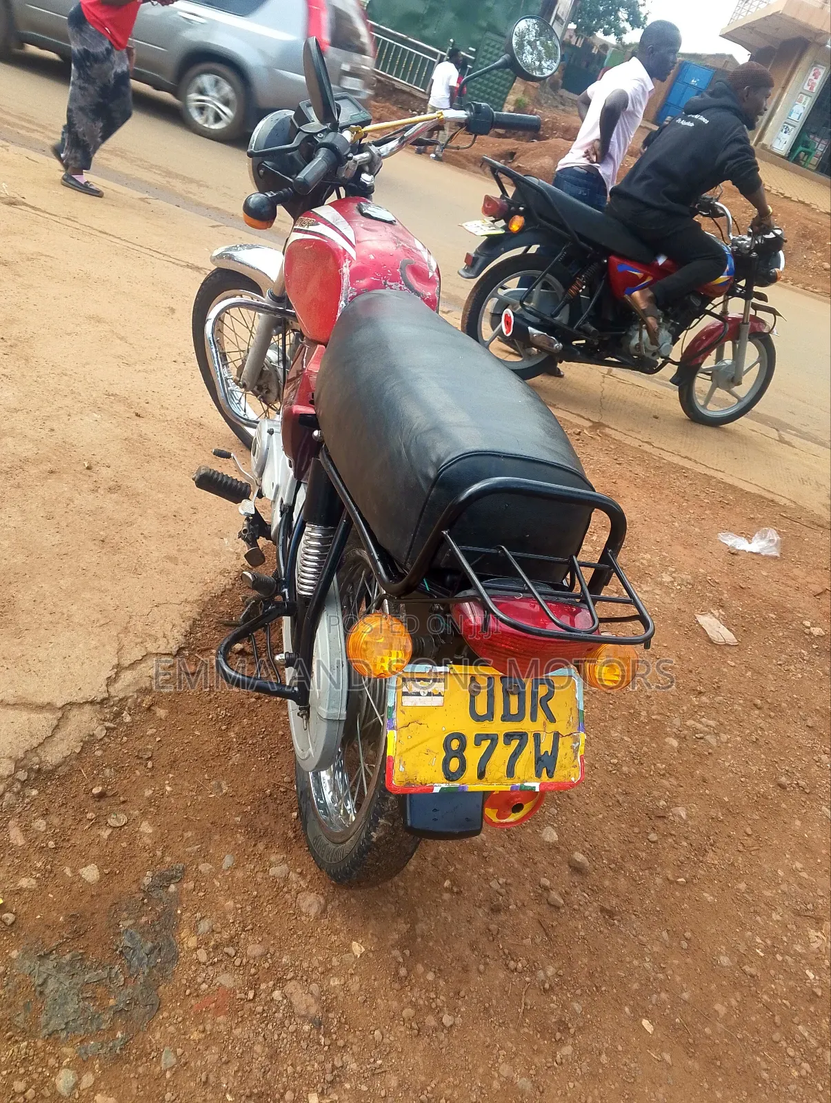 Bajaj Boxer 100 2019 Red
