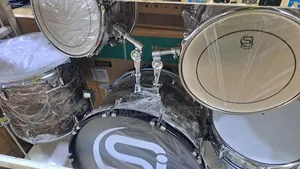 Si Drumset