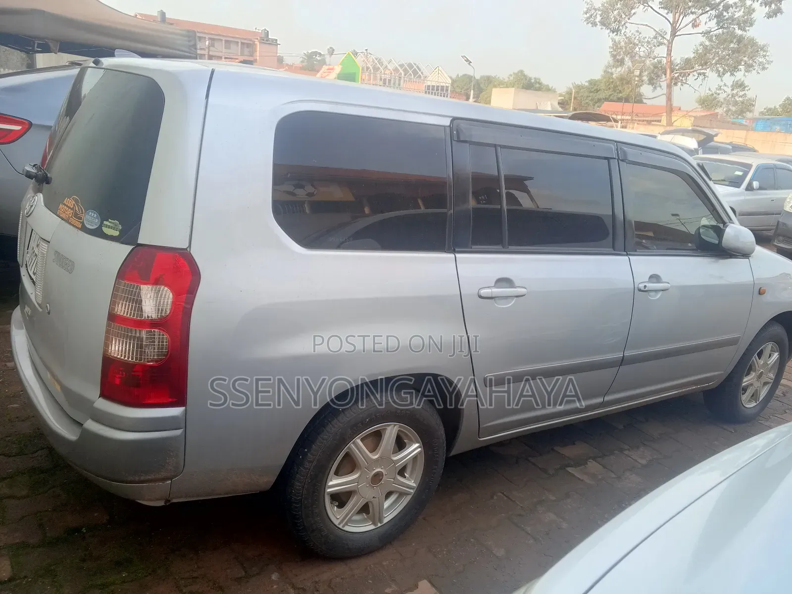 Toyota Probox 2012 Silver