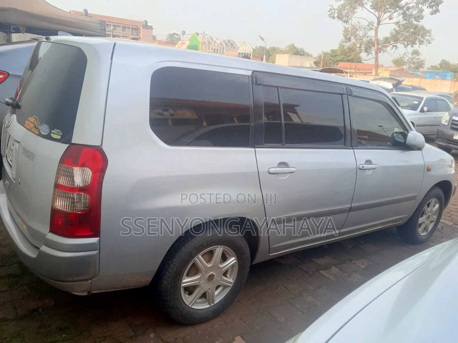Toyota Probox 2012 Silver