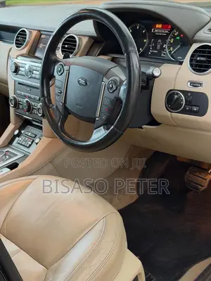Land Rover Discovery 2016 Black