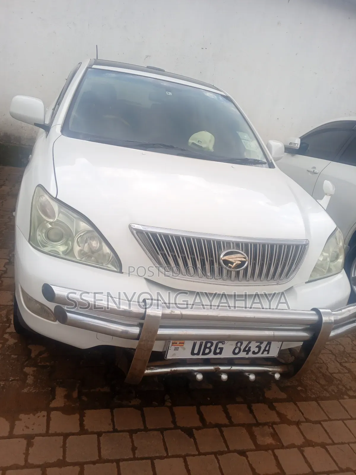 Toyota Harrier 2006 White