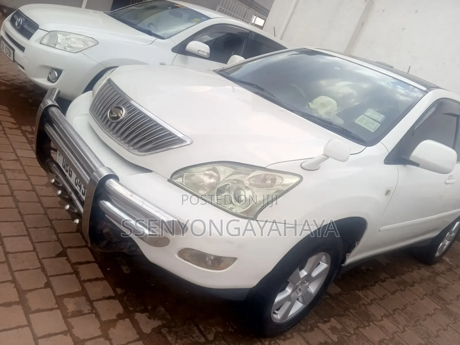 Toyota Harrier 2006 White