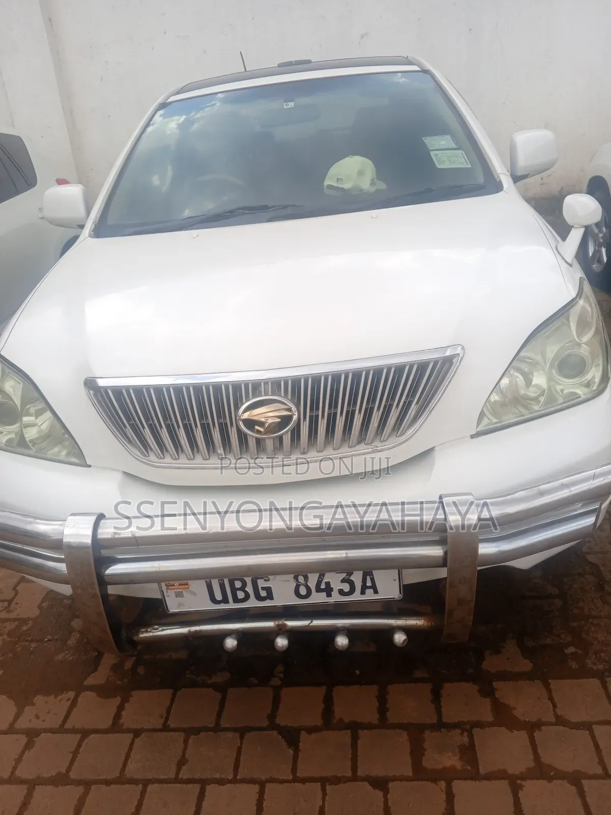 Toyota Harrier 2006 White