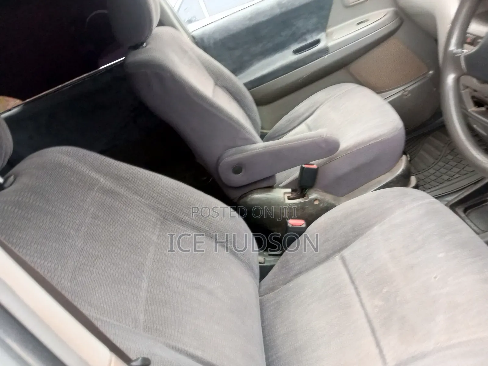 Toyota Noah 2007 Silver