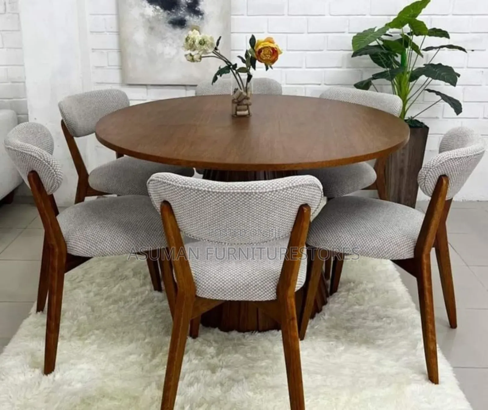 Round 6seater Dinning Table Call Us On
