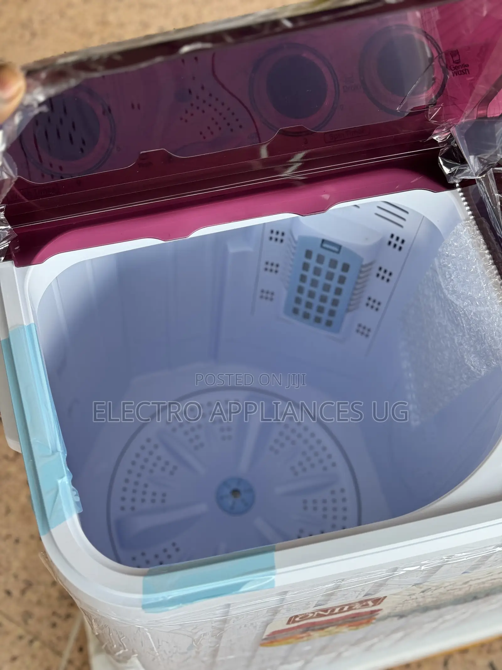 Onida 10kg Twintub Washing Machine.