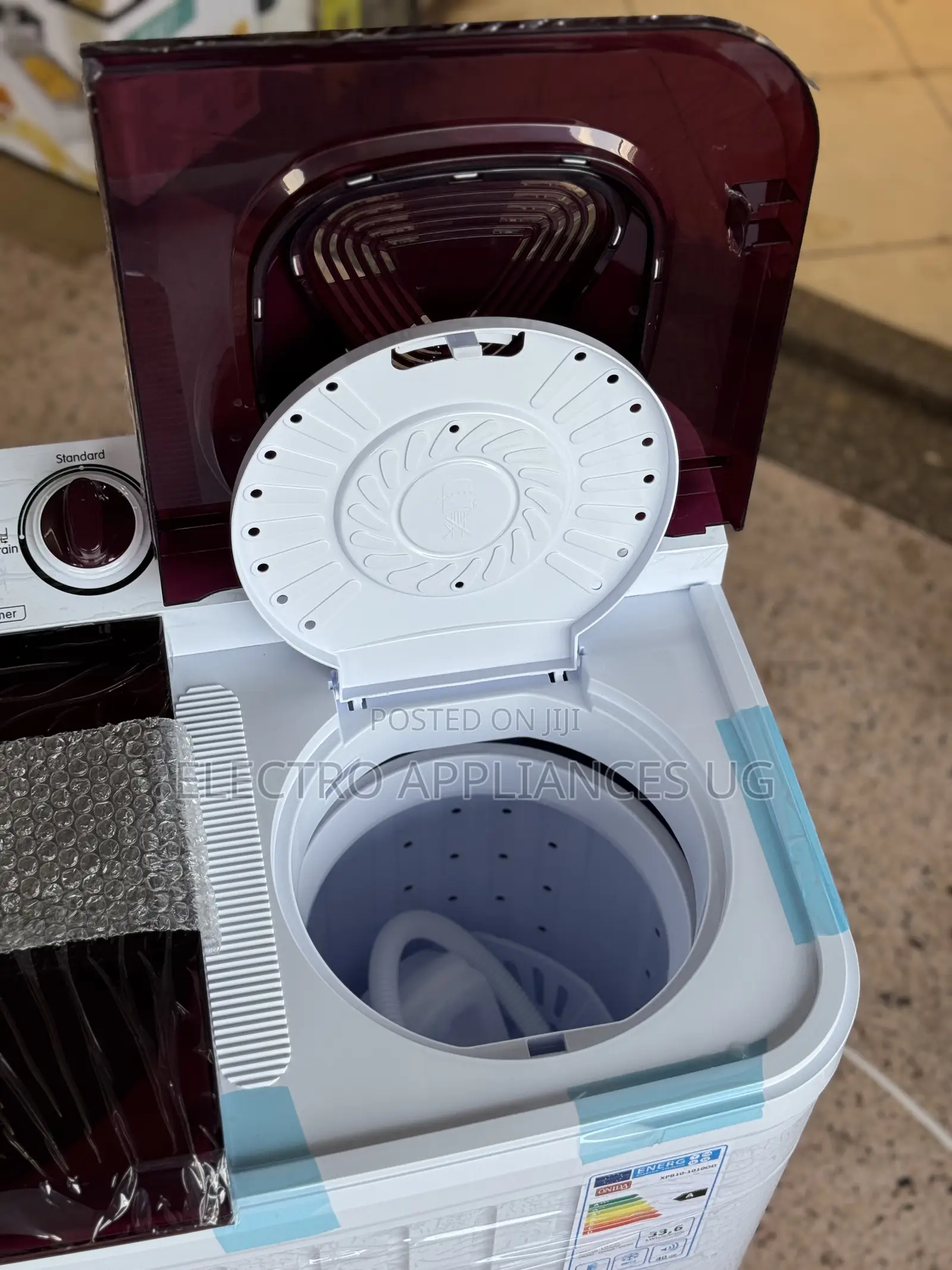 Onida 10kg Twintub Washing Machine.