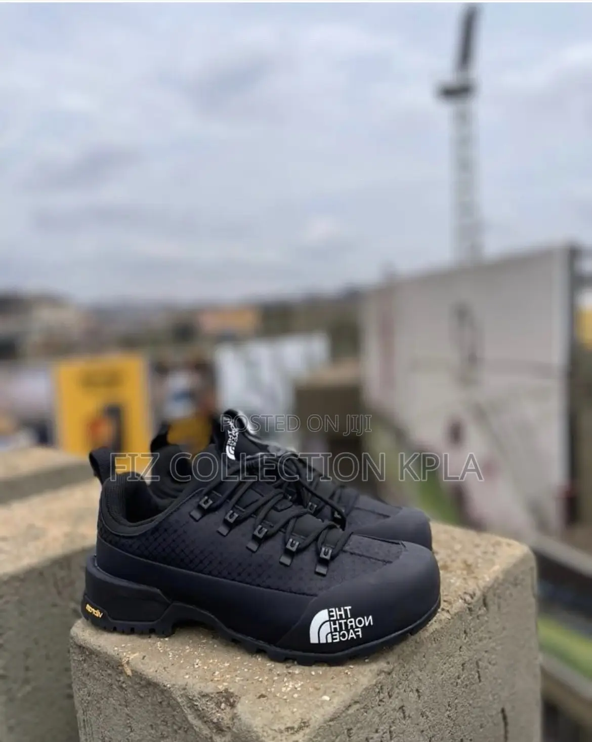 Northface Low Neck