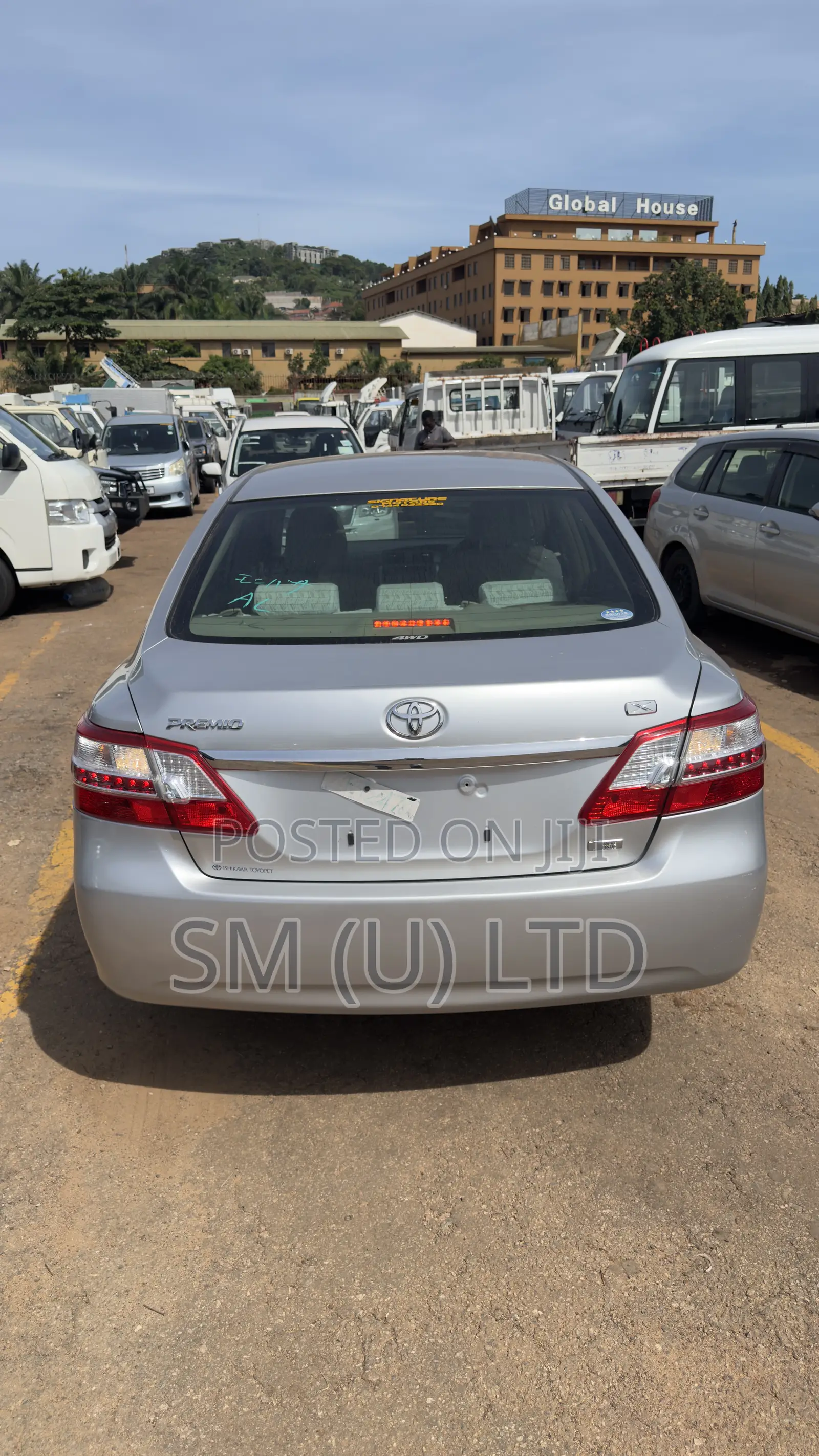 Toyota Premio 1.8 AWD 2013 Silver