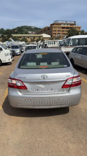 Toyota Premio 1.8 AWD 2013 Silver