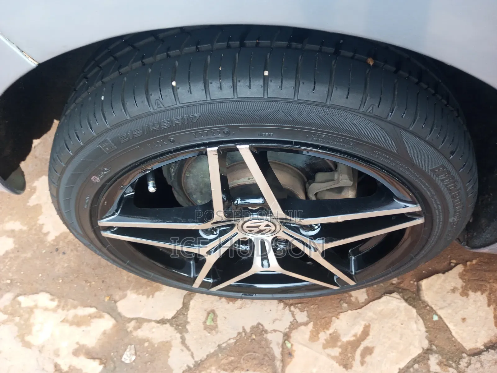 Volkswagen Golf 2010 Blue