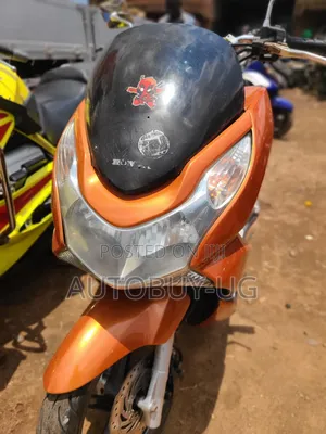 Honda 2015 Orange
