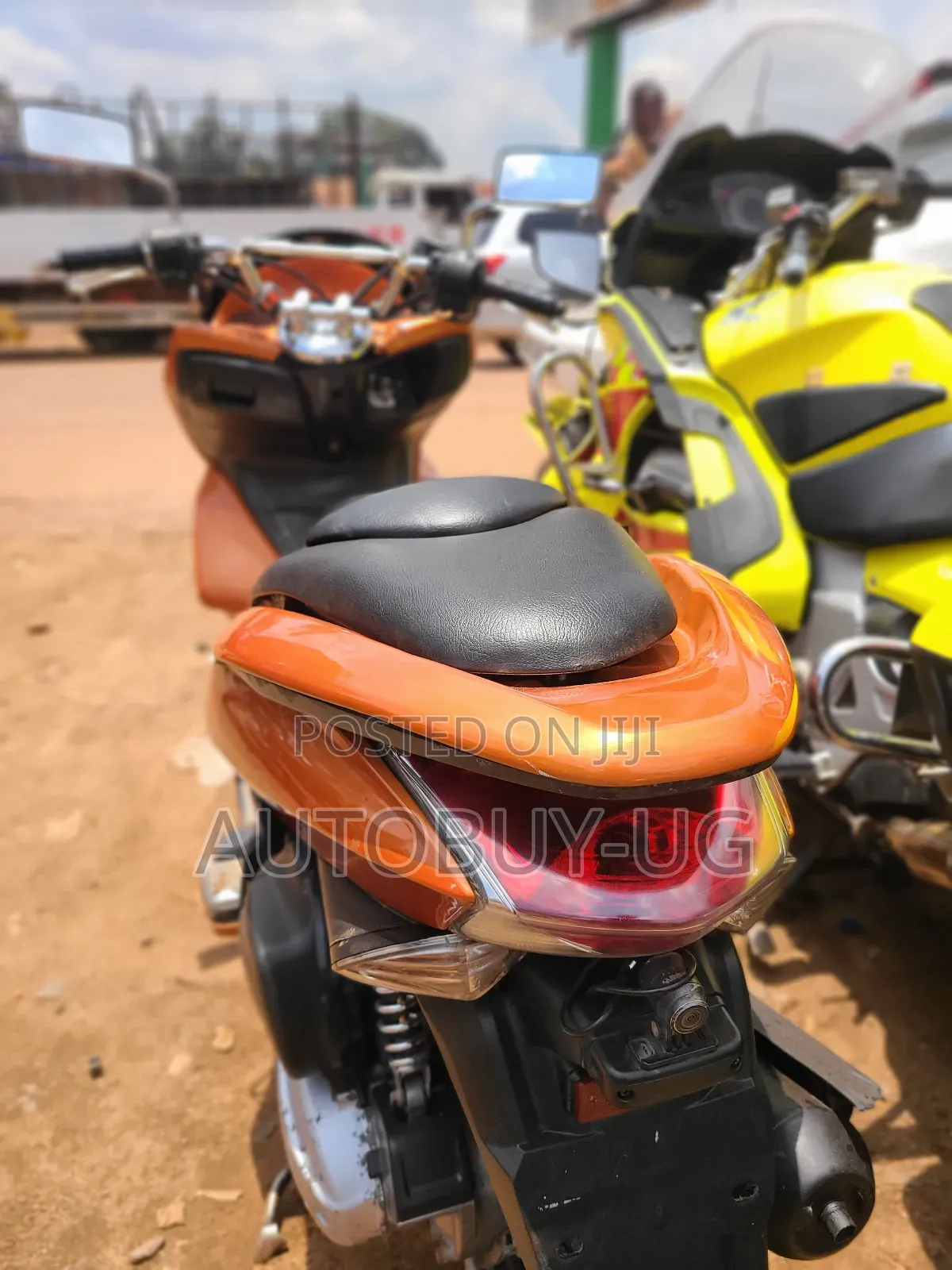 Honda 2015 Orange