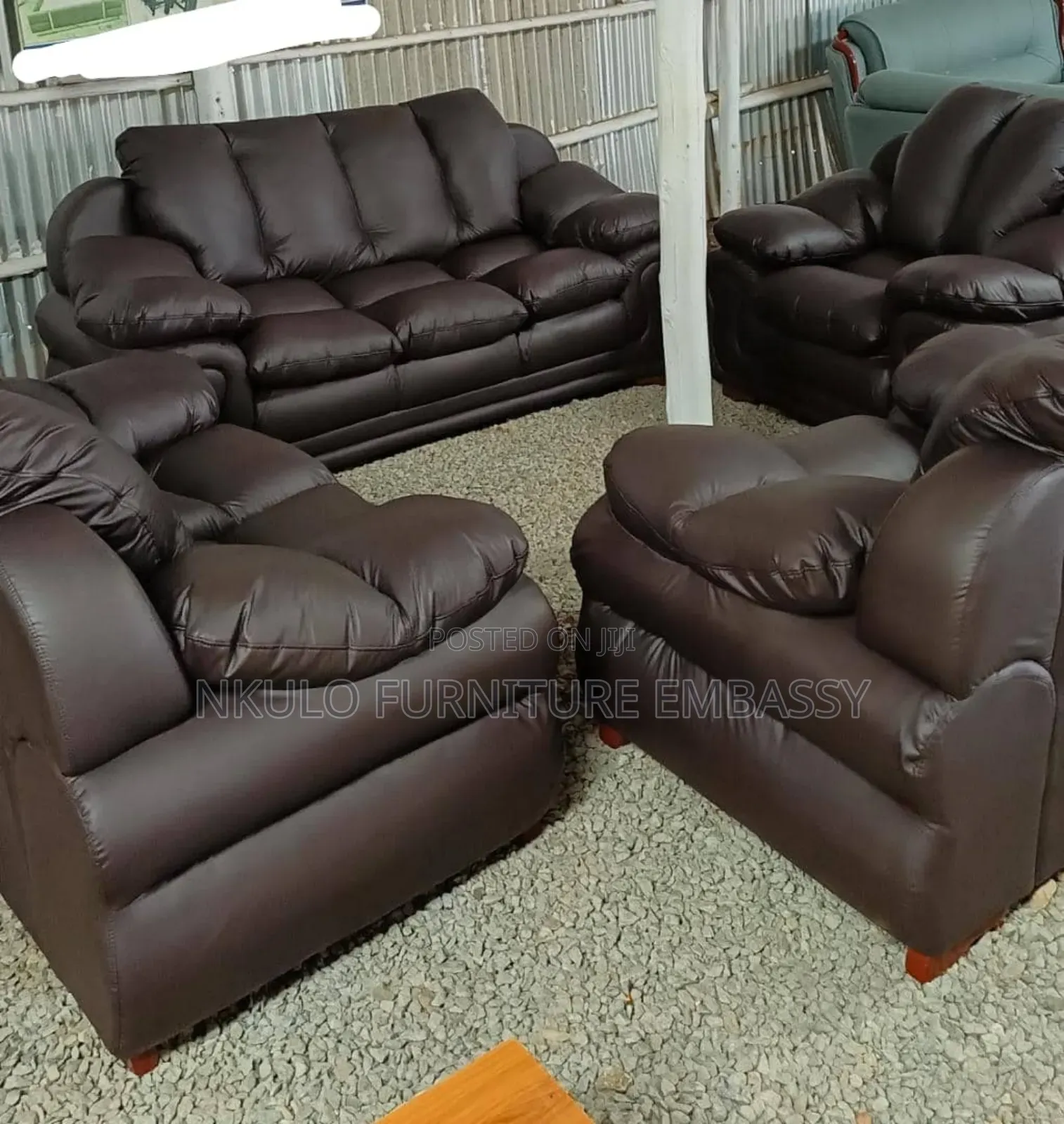 Take Sofas From Nkulo