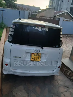 Toyota Sienta 2007 White