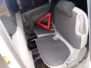Toyota Sienta 2007 White