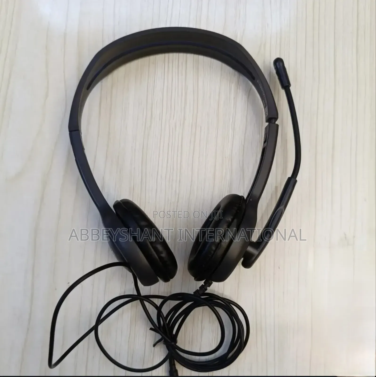 Logitech H111 Stereo Headset/Calls, Music, and Gaming Headphones